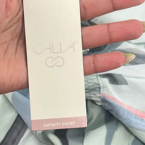 Calia Mid-Rise Infinity Shorts XL | 3” Inseam, Succulent Green, Run Collection - Picture 12 of 14